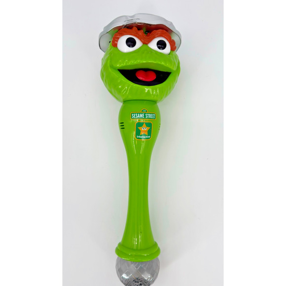 Sea World Sesame Street Place Oscar The Grouch Light Up Bubble Wand - Picture 1 of 7